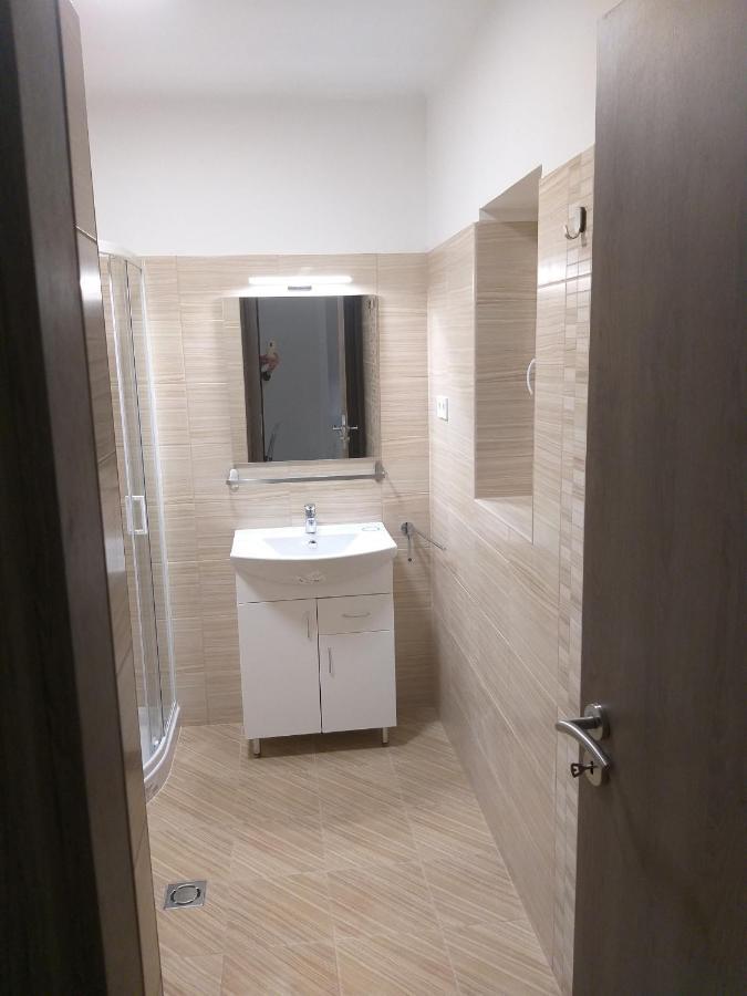 Apartment In Balatonlelle 40765 外观 照片